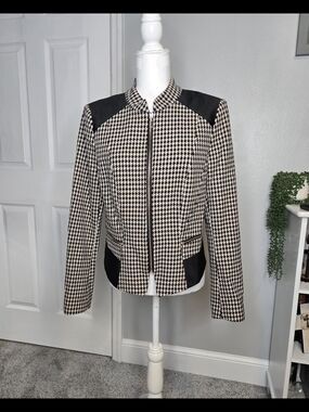 White House Black Market Urban Houndstooth Zip Moto Jacket Blazer Size 10